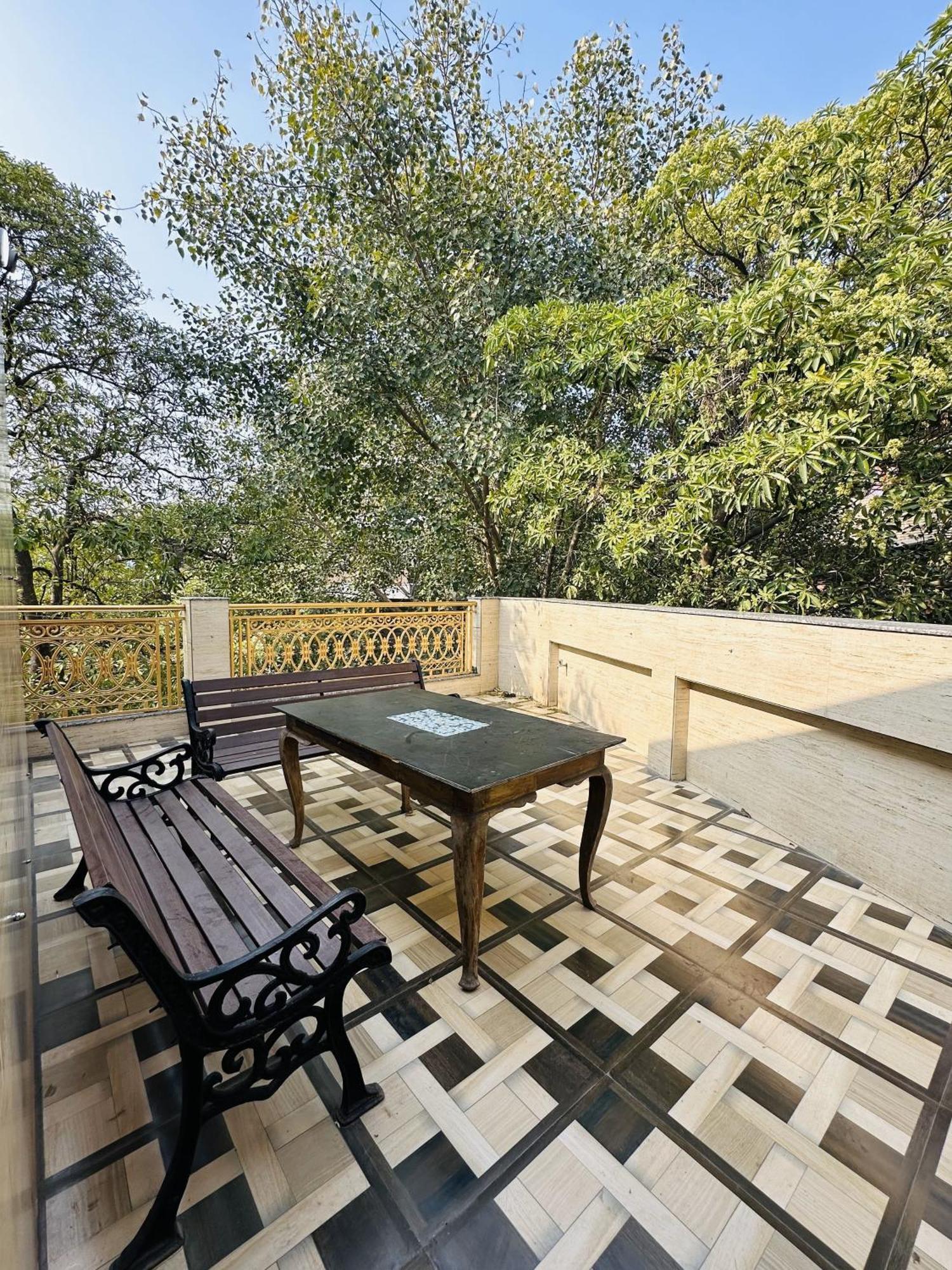 Golden Bed And Breakfast- High Quality Rooms In South Ex-1 D Block Νέο Δελχί Εξωτερικό φωτογραφία